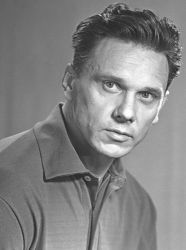 Фото №1 Георгий Юматов