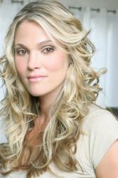 Фото №1 Элизабет Реген