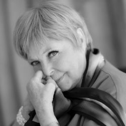 Фото №1 Ольга Аросева