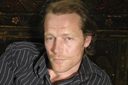 Фото №2 Иэн Глен