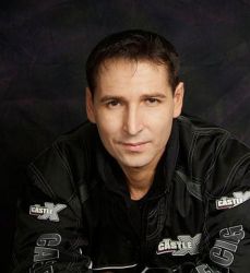 Фото №1 Олег Карин