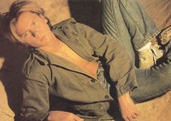 Фото №1 Ривер Феникс