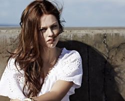 Фото №2 Изабель Корниш