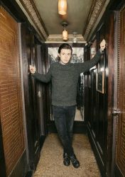 Фото №2 Ник Дж. Робинсон