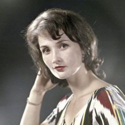 Фото №1 Зинаида Кириенко