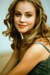 Фото №2 Аманда Шулл