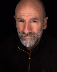 Фото №1 Грэм МакТавиш