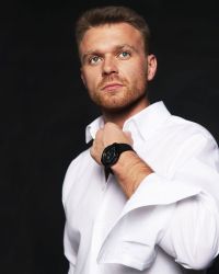 Фото №1 Максим Житник