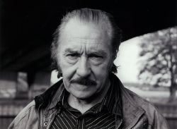 Фото №1 Джордж Иннес