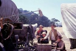 Фото №1 Уорд Бонд