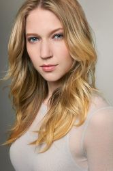 Фото №2 Кэролин Стотс