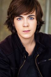 Фото №1 Куинн Лорд