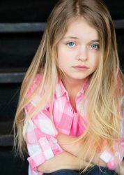 Фото №1 Кайли Роджерс