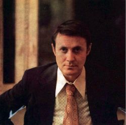 Фото №1 Юрий Соломин