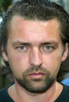 Энгус МакФадьен