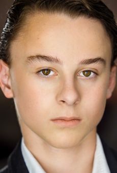 Уайатт Олефф